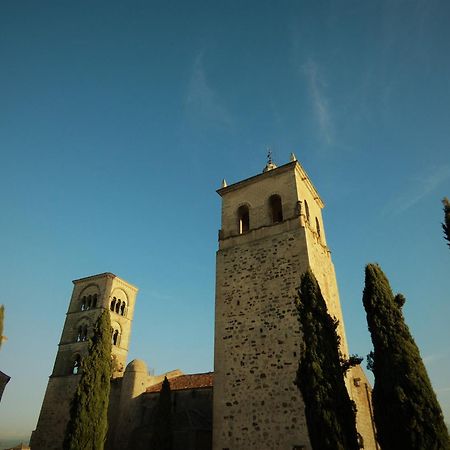 Apartamentos Altozano Trujillo Εξωτερικό φωτογραφία
